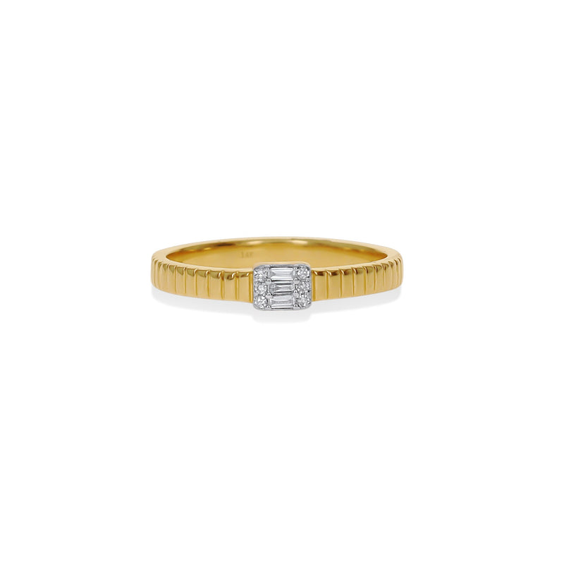 Baguette & Round Diamond Contemporary Ring