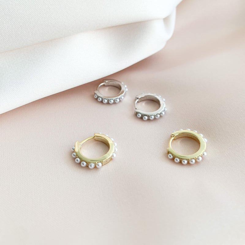 Pretty Pearl Hoops